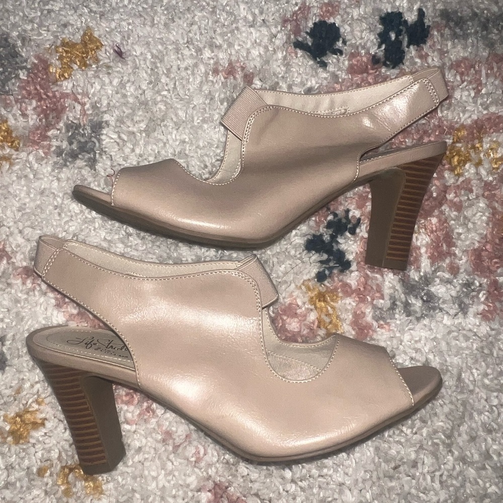 Cream Lifestride Heels